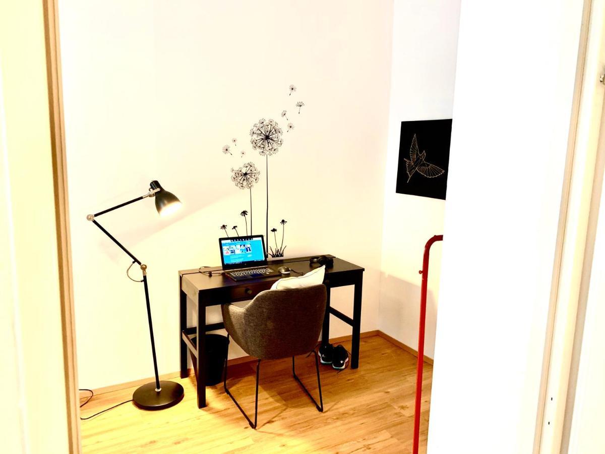 Urban City Retreat - By Nahuen Suites Graz Buitenkant foto