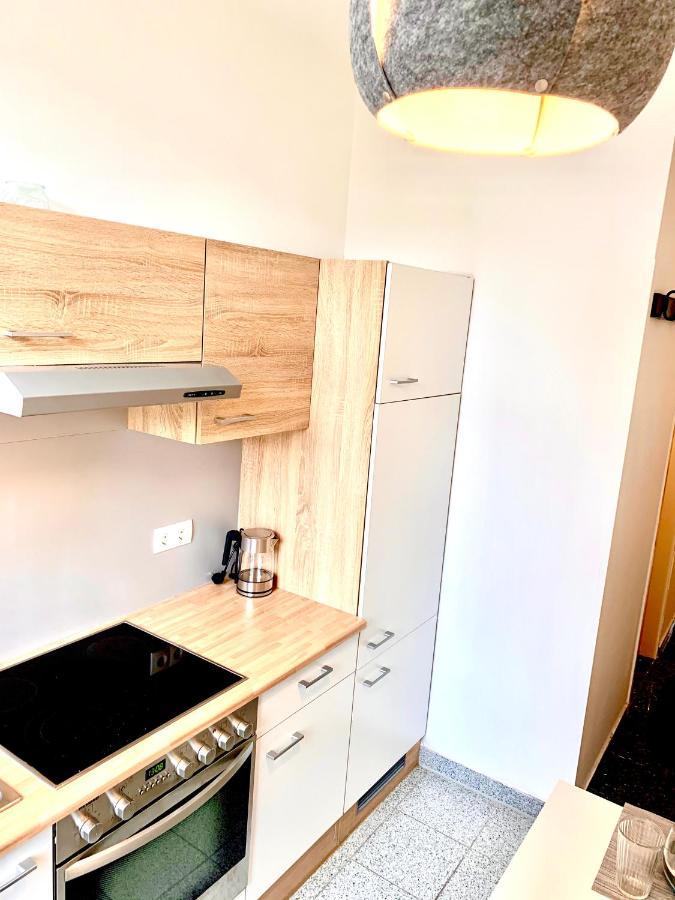 Urban City Retreat - By Nahuen Suites Graz Buitenkant foto